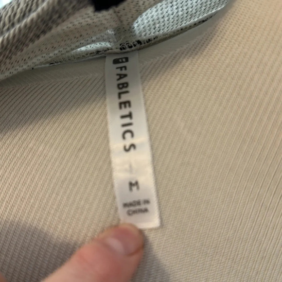 Fabletics Waterfall Cardigan, EUC, Size M - Picture 10 of 10